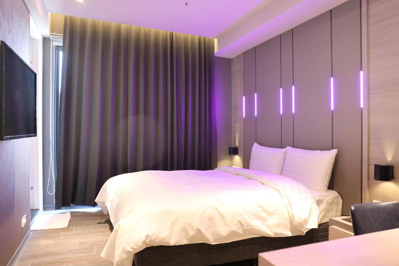 Kiwi Share Hotel Zhongli Eksteriør bilde